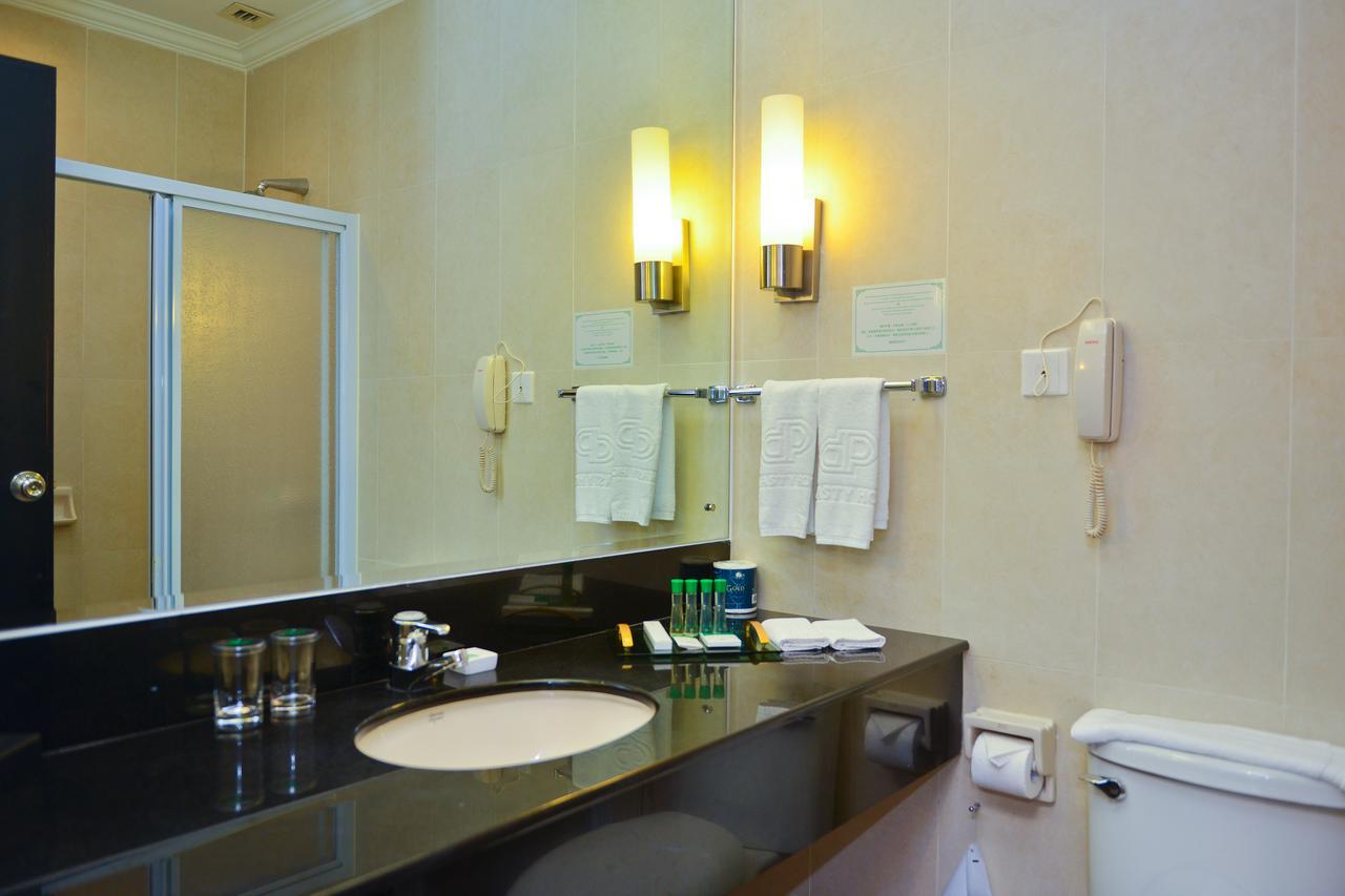 Dynasty Hotel Miri Oda fotoğraf